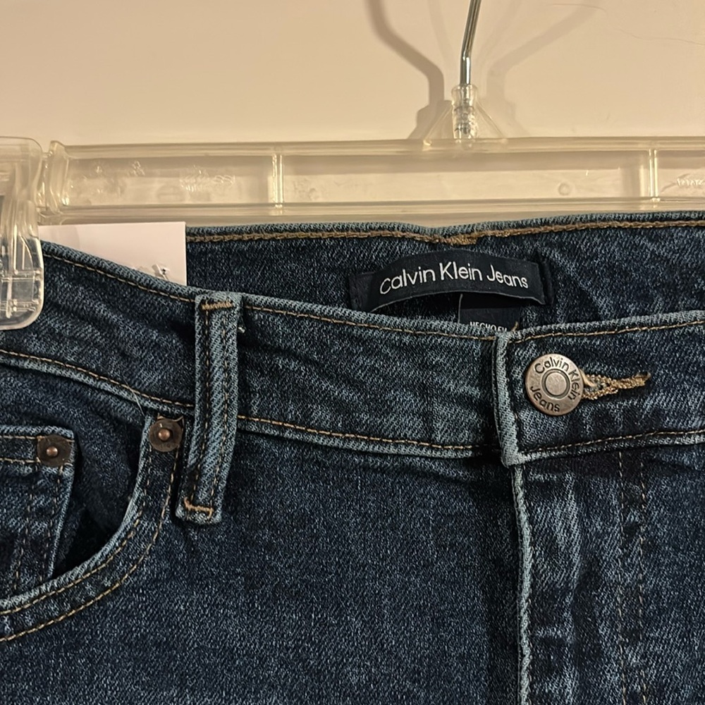 NWT Calvin Klein Women’s Dark Wash Jeans size 14 - Picture 5 of 5